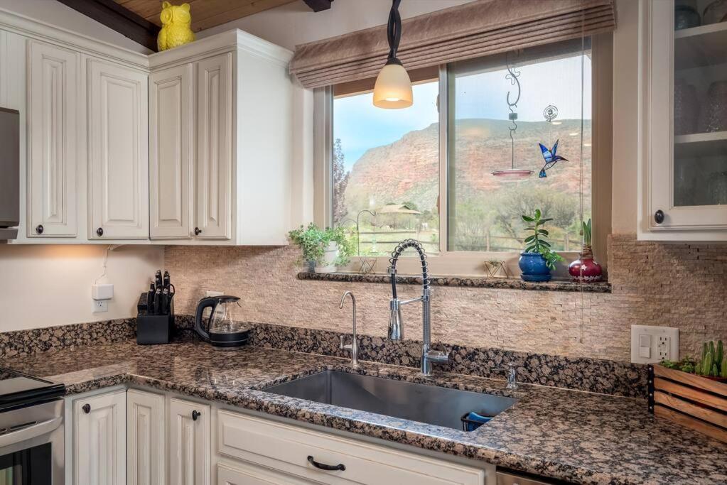 Сasa de vacaciones Sedona's Stargazing Luxury Paradise. Red Rock Views!