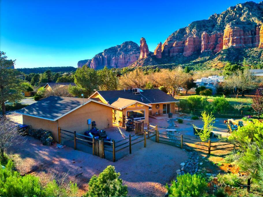 Sedona's Stargazing Luxury Paradise. Red Rock Views! Сasa de vacaciones Sedona